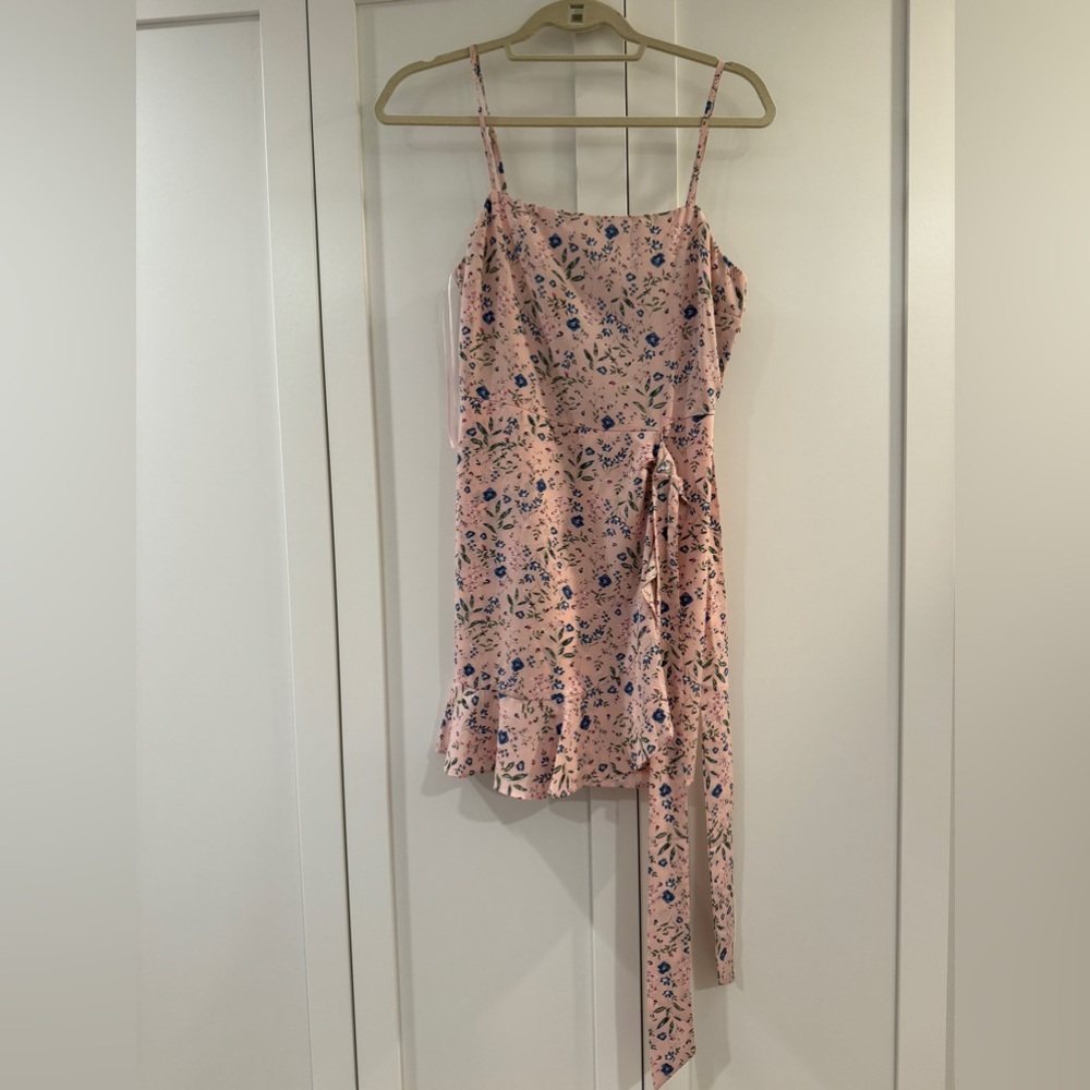 Light mini sun dress